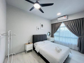 Jesselton Quay,2BR,4-5pax,Mountain view